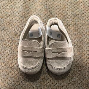Kids Cream Loafers